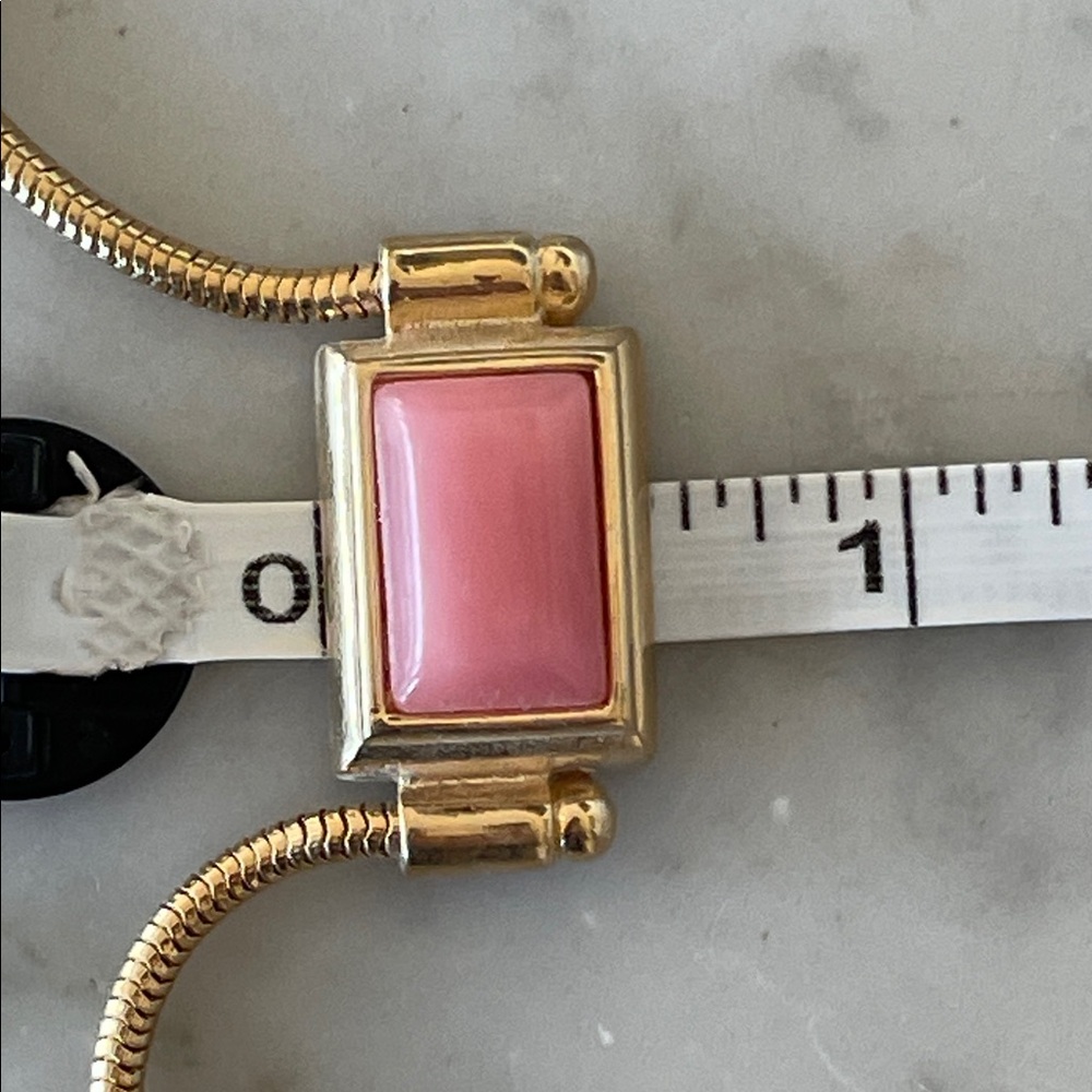 GIVENCHY Gold Serpentine Chain Rectangle Pink Cabochon Stone Necklace Vintage - Picture 16 of 17